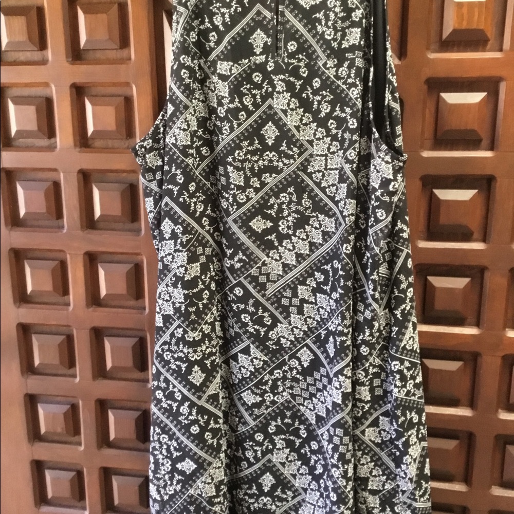 Maurices black & white dress.